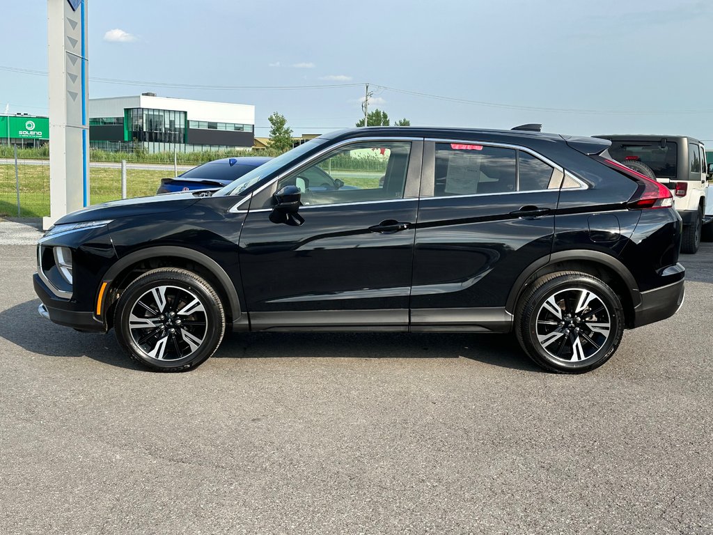 Mitsubishi ECLIPSE CROSS AWD SIEGES ET VOLANT CHAUFFANTS 2023 à St-Jean-Sur-Richelieu, Québec - 6 - w1024h768px
