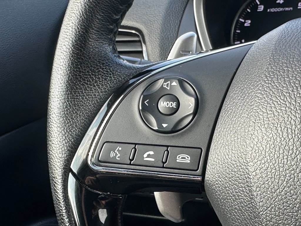 Mitsubishi ECLIPSE CROSS AWD SIEGES ET VOLANT CHAUFFANTS 2023 à St-Jean-Sur-Richelieu, Québec - 18 - w1024h768px