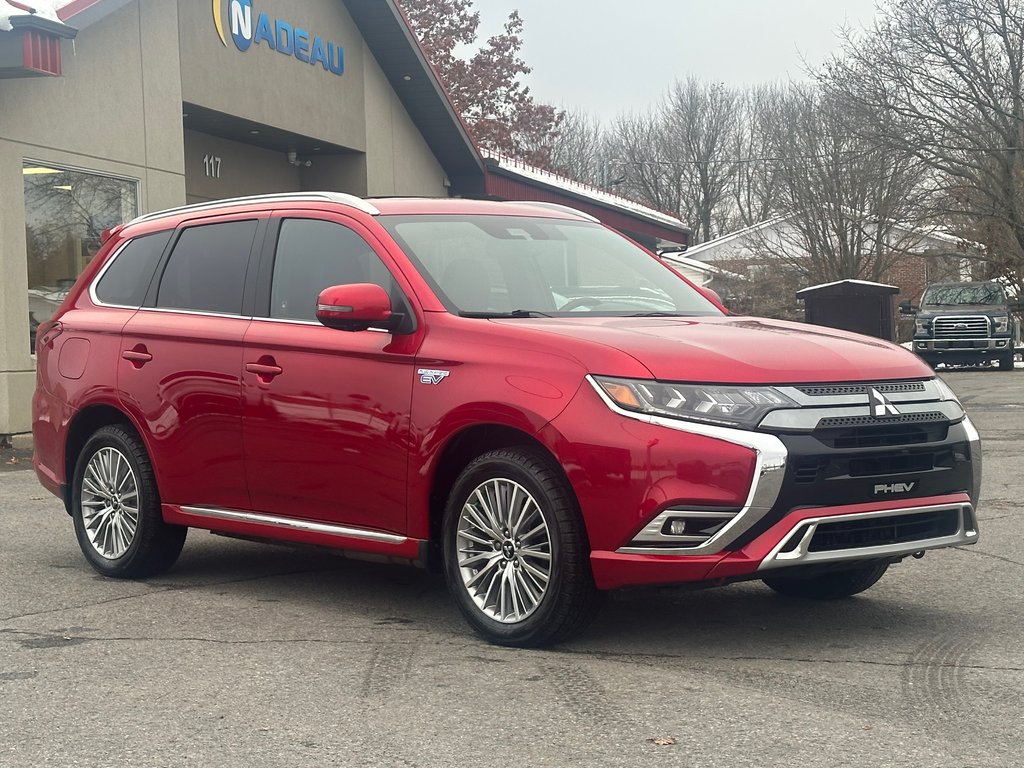 2020 Mitsubishi OUTLANDER PHEV GT AWD Seulement 041652km TOIT CUIR in St-Jean-Sur-Richelieu, Quebec - 1 - w1024h768px