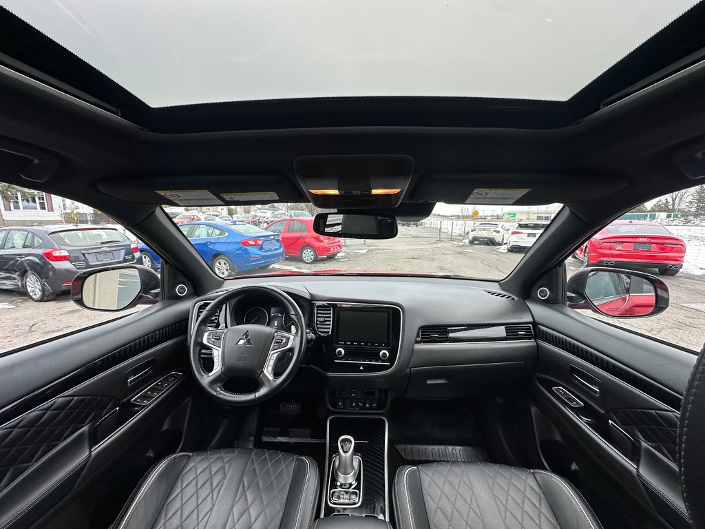 2020 Mitsubishi OUTLANDER PHEV GT AWD Seulement 041652km TOIT CUIR in St-Jean-Sur-Richelieu, Quebec - 14 - w1024h768px