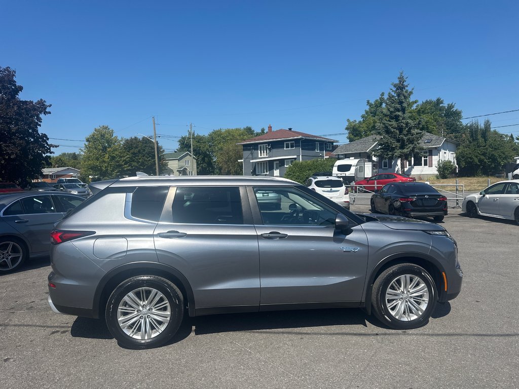 Mitsubishi OUTLANDER PHEV SE AWD CUIR TOIT PANORAMIQUE 2023 à St-Jean-Sur-Richelieu, Québec - 8 - w1024h768px