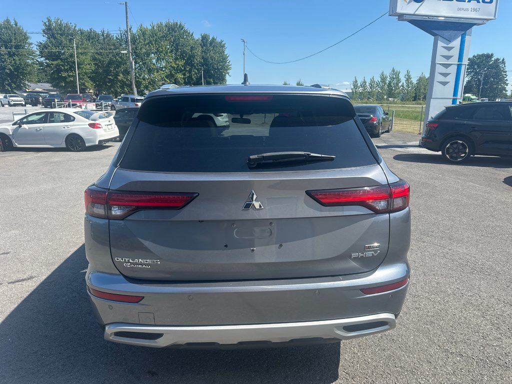 Mitsubishi OUTLANDER PHEV SE AWD CUIR TOIT PANORAMIQUE 2023 à St-Jean-Sur-Richelieu, Québec - 6 - w1024h768px