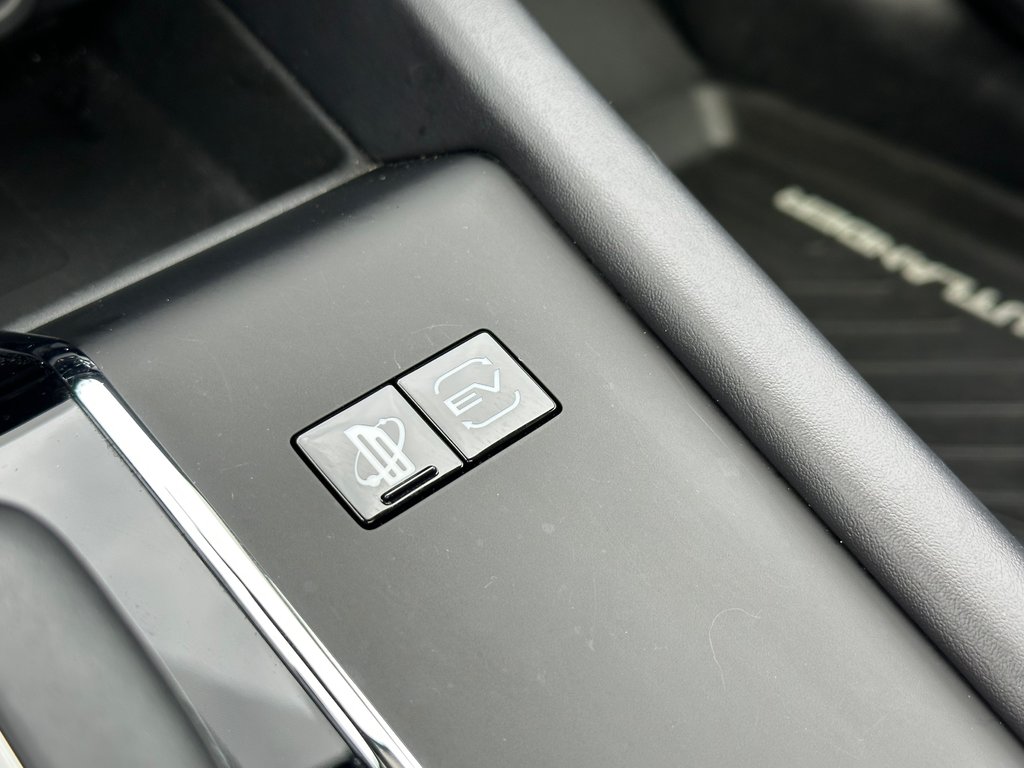 2024 Mitsubishi Outlander Plug-In Hybrid CUIR NAVIGATION TOIT PANORAMIQUE AWD in St-Jean-Sur-Richelieu, Quebec - 28 - w1024h768px