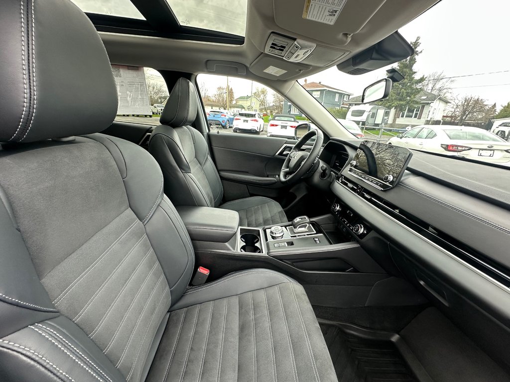 2024 Mitsubishi Outlander Plug-In Hybrid CUIR NAVIGATION TOIT PANORAMIQUE AWD in St-Jean-Sur-Richelieu, Quebec - 13 - w1024h768px