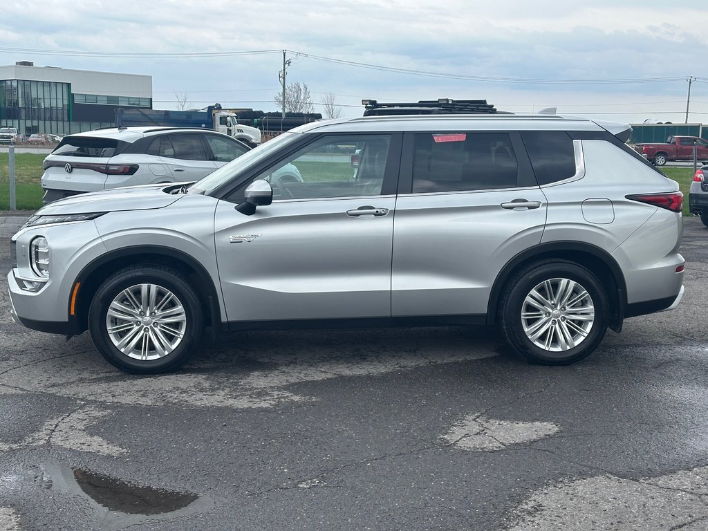 2024 Mitsubishi Outlander Plug-In Hybrid CUIR NAVIGATION TOIT PANORAMIQUE AWD in St-Jean-Sur-Richelieu, Quebec - 8 - w1024h768px