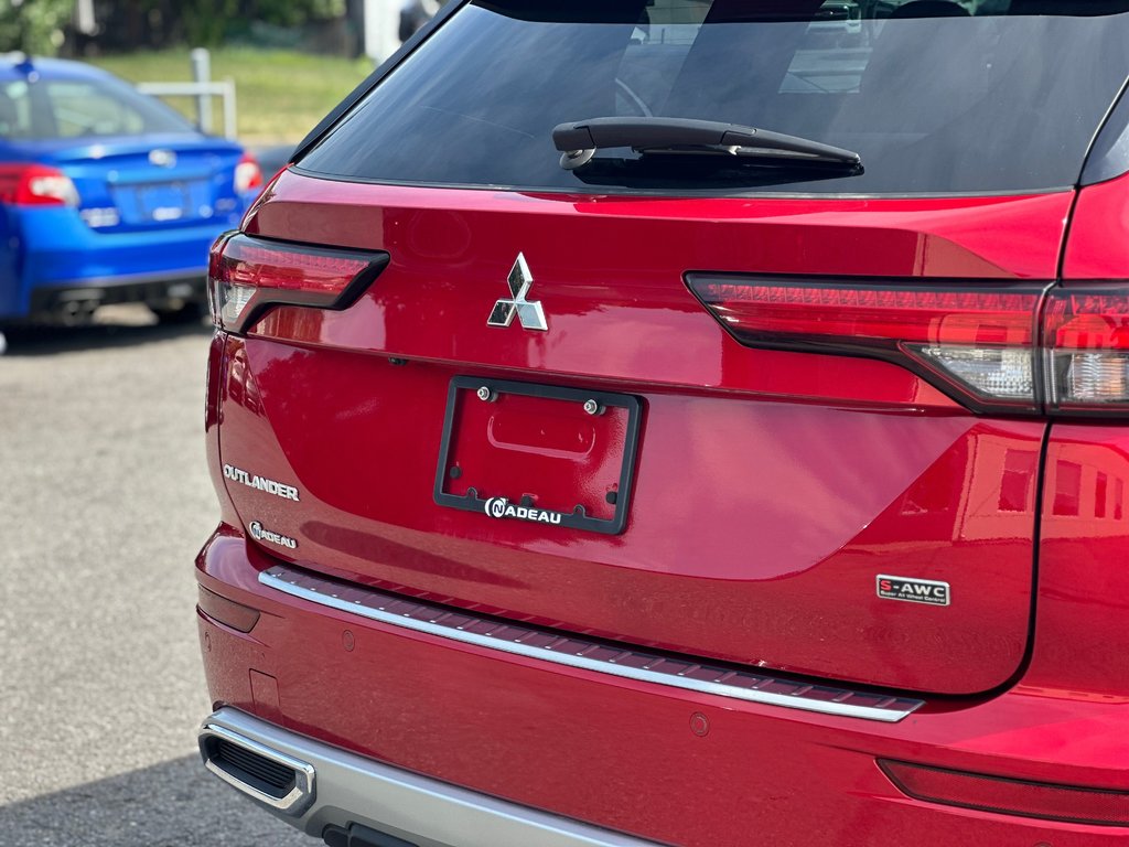 Mitsubishi Outlander GT S-AWC NAVI TOIT PANO ANGLES MORT 2023 à St-Jean-Sur-Richelieu, Québec - 10 - w1024h768px