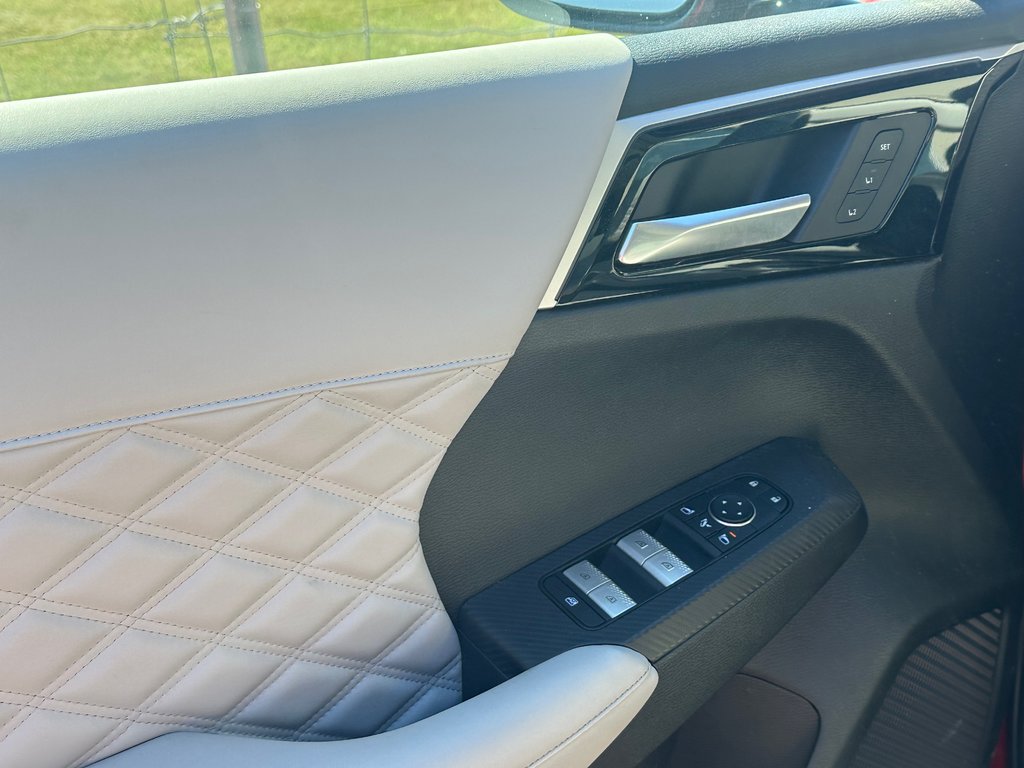 2023 Mitsubishi Outlander GT S-AWC NAVI TOIT PANO ANGLES MORT in St-Jean-Sur-Richelieu, Quebec - 10 - w1024h768px