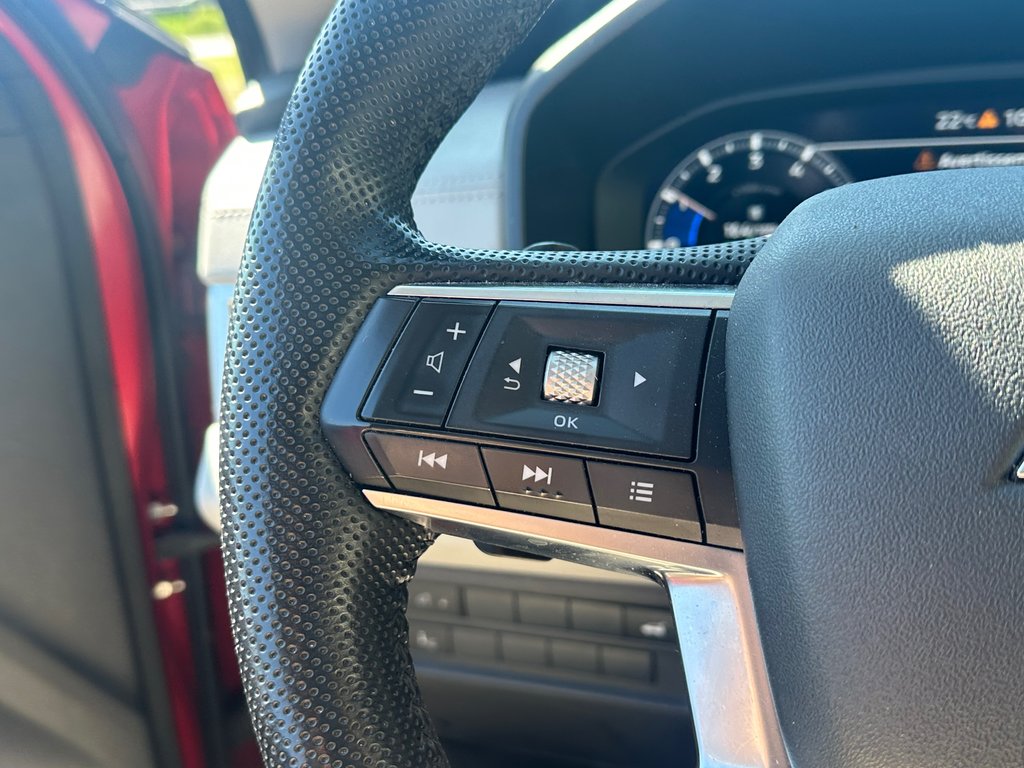 2023 Mitsubishi Outlander GT S-AWC NAVI TOIT PANO ANGLES MORT in St-Jean-Sur-Richelieu, Quebec - 14 - w1024h768px