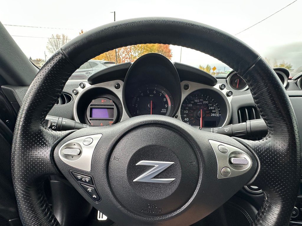 2018 Nissan 370Z Coupe SEULEMENT 049191 KM in St-Jean-Sur-Richelieu, Quebec - 19 - w1024h768px