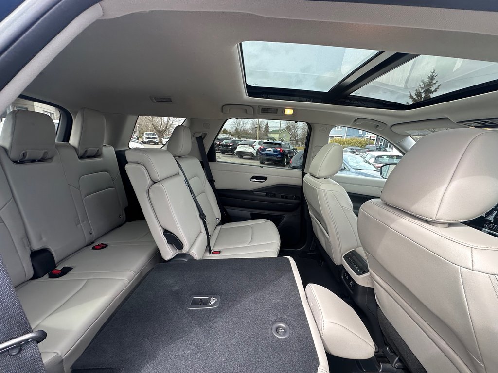 Nissan Pathfinder SL AWD CUIR NAVIGATION TOIT PANORAMIQUE 2023 à St-Jean-Sur-Richelieu, Québec - 17 - w1024h768px