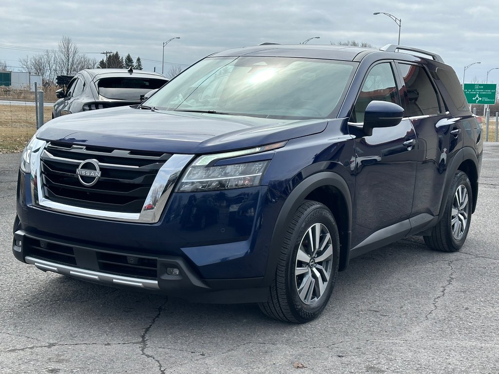 Nissan Pathfinder SL AWD CUIR NAVIGATION TOIT PANORAMIQUE 2023 à St-Jean-Sur-Richelieu, Québec - 4 - w1024h768px