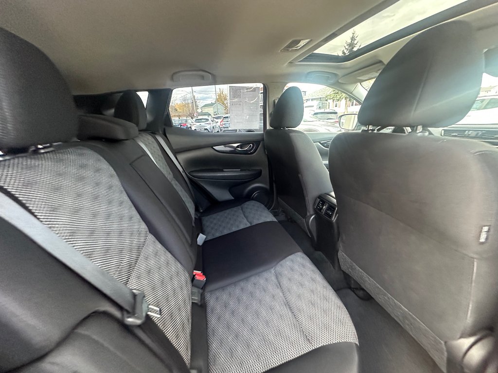 2021 Nissan Qashqai SV AWD TOIT OUVRANT CRUISE ADAPTATIF in St-Jean-Sur-Richelieu, Quebec - 13 - w1024h768px