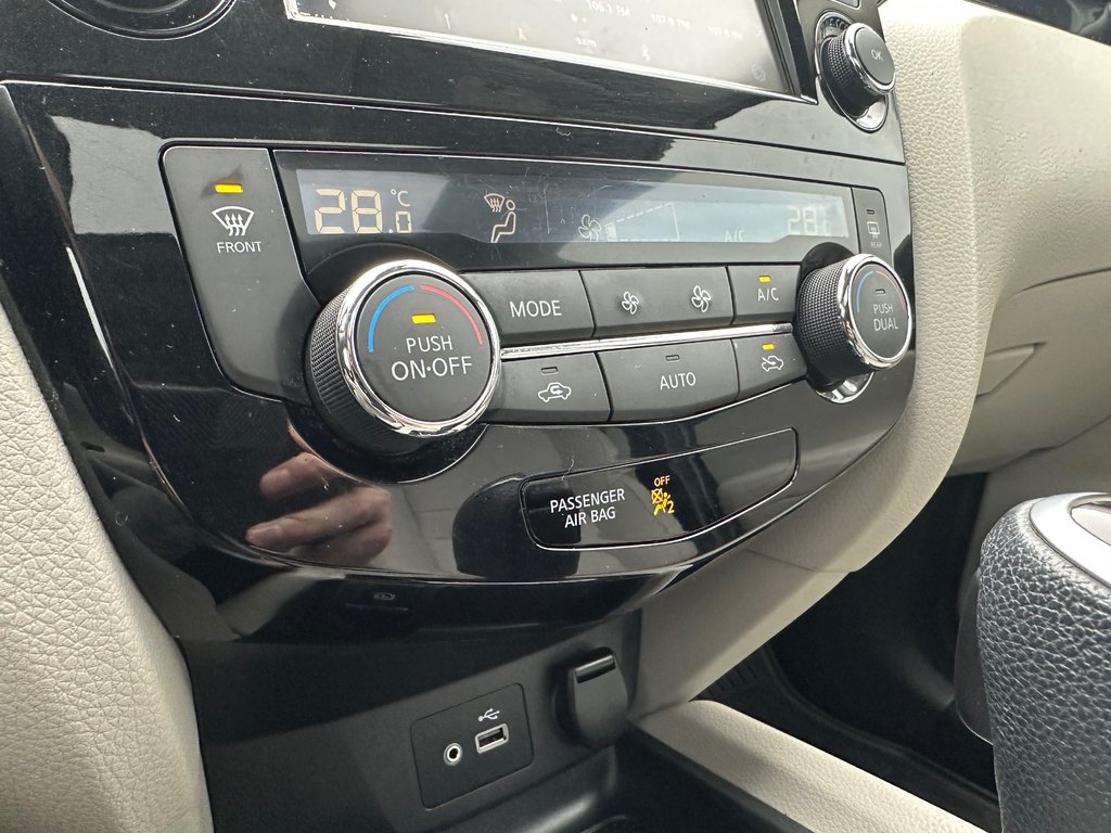 Nissan Qashqai SL CUIR NAVIGATION TOIT PANORAMIQUE 2023 à St-Jean-Sur-Richelieu, Québec - 17 - w1024h768px