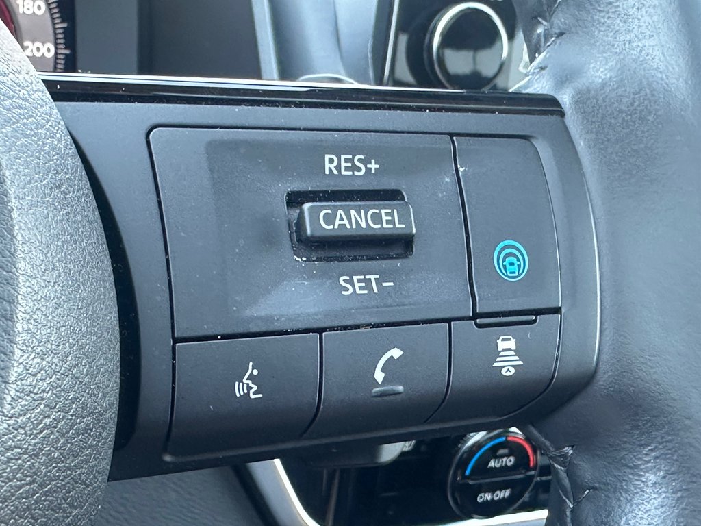 2023 Nissan Rogue Platinum AWD CUIR SEULEMENT 029926 KM in St-Jean-Sur-Richelieu, Quebec - 27 - w1024h768px