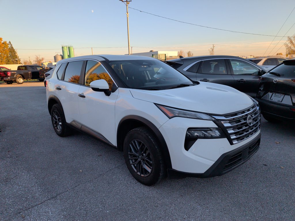 Nissan Rogue AWD 2024 à St-Jean-Sur-Richelieu, Québec - 1 - w1024h768px