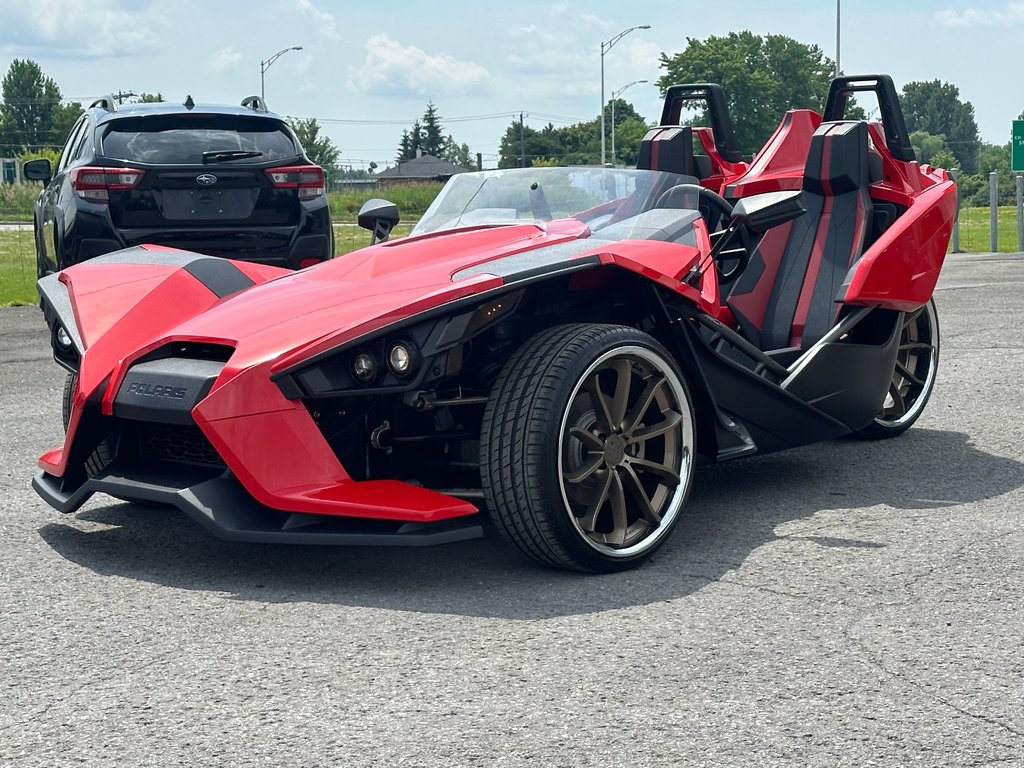 2016 Polaris Slingshot SEULEMENT 10602 KM in St-Jean-Sur-Richelieu, Quebec - 7 - w1024h768px