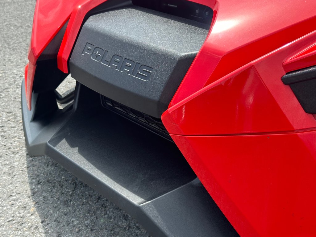 2016 Polaris Slingshot SEULEMENT 10602 KM in St-Jean-Sur-Richelieu, Quebec - 15 - w1024h768px