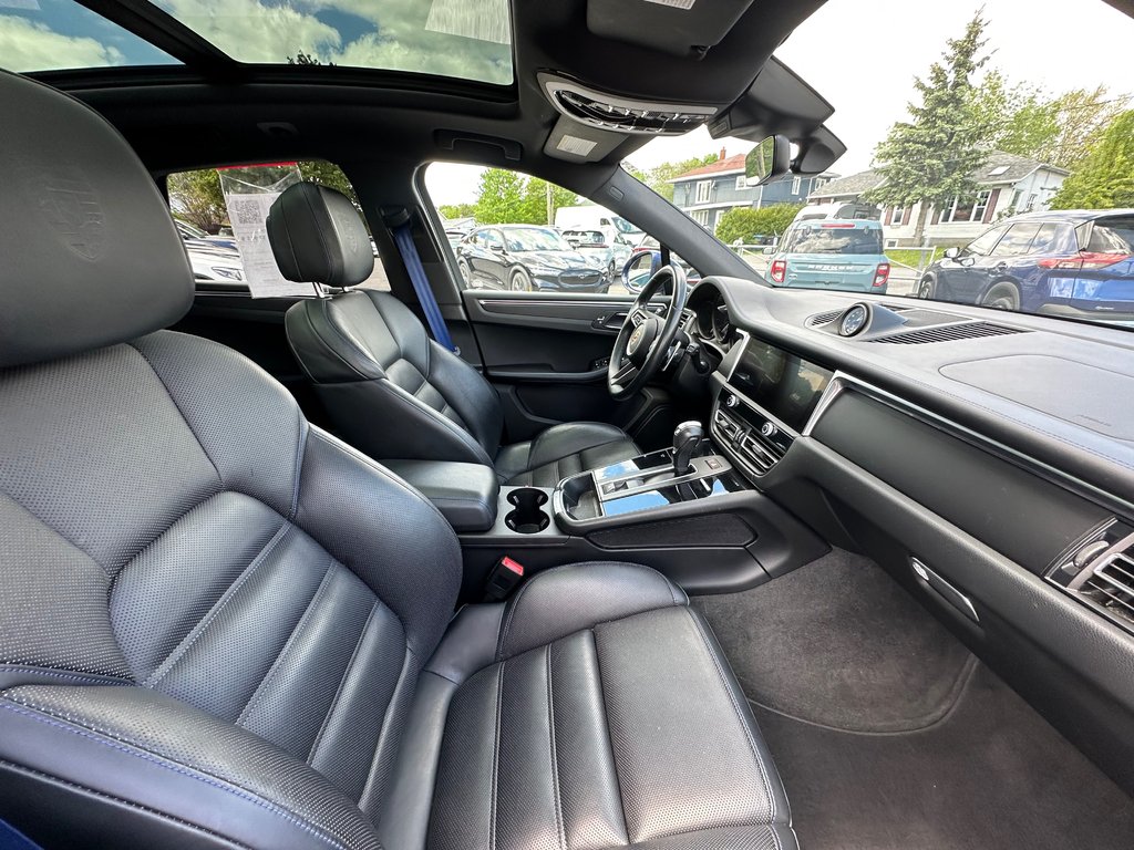 Porsche Macan AWD CUIR TOIT PANORAMIQUE 2023 à St-Jean-Sur-Richelieu, Québec - 11 - w1024h768px