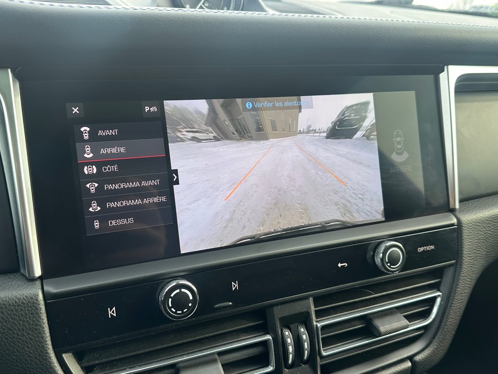 Porsche Macan AWD CUIR TOIT PANORAMIQUE 2023 à St-Jean-Sur-Richelieu, Québec - 25 - w1024h768px