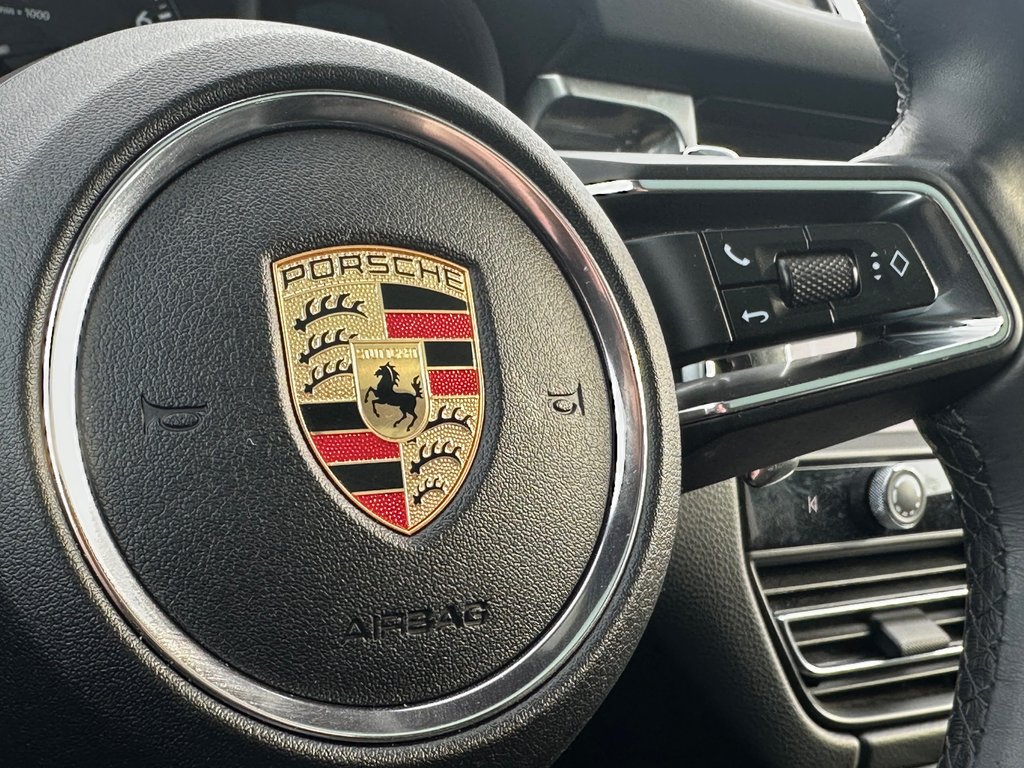 Porsche Macan AWD CUIR TOIT PANORAMIQUE 2023 à St-Jean-Sur-Richelieu, Québec - 29 - w1024h768px