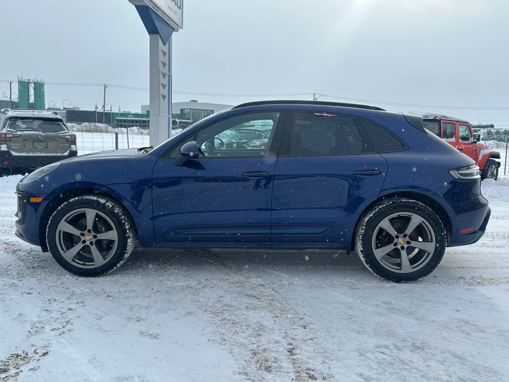 Porsche Macan AWD CUIR TOIT PANORAMIQUE 2023 à St-Jean-Sur-Richelieu, Québec - 6 - w1024h768px