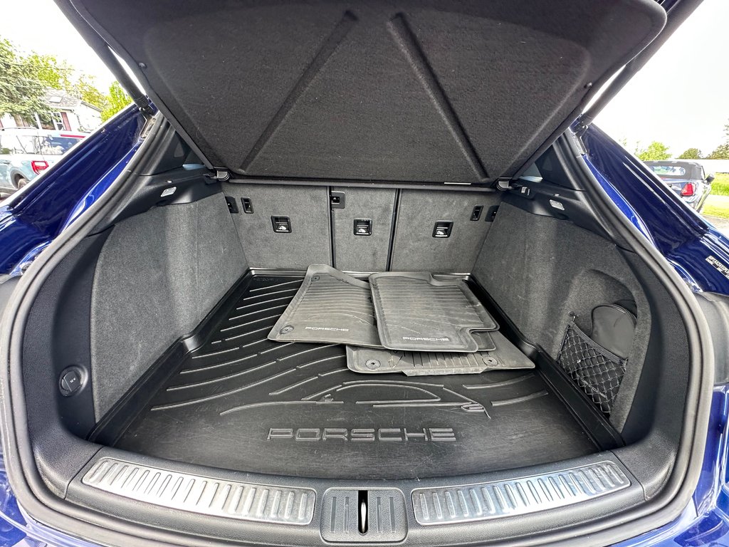 Porsche Macan AWD CUIR TOIT PANORAMIQUE 2023 à St-Jean-Sur-Richelieu, Québec - 14 - w1024h768px