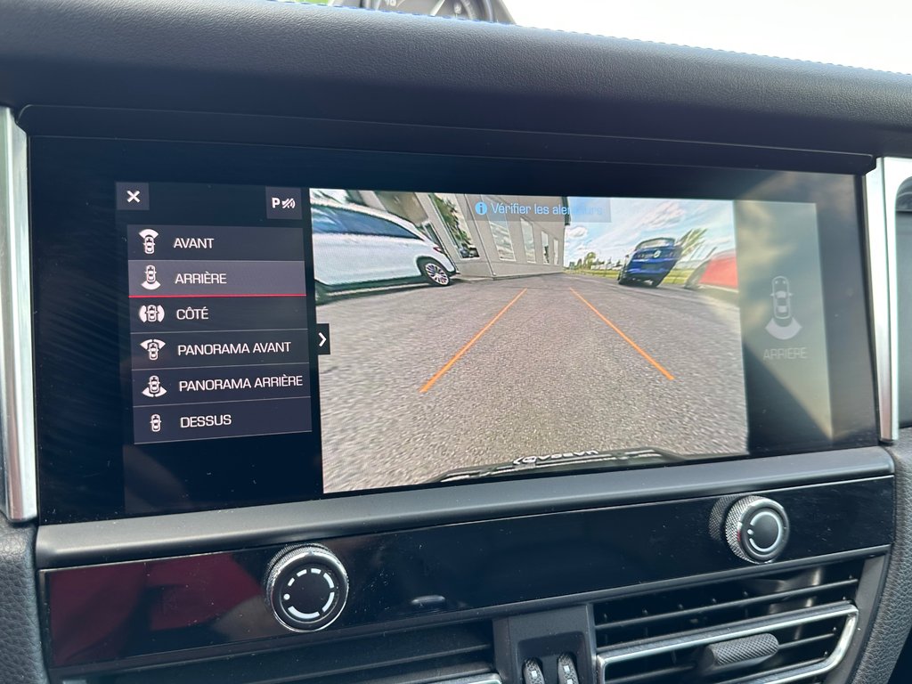 Porsche Macan AWD CUIR TOIT PANORAMIQUE 2023 à St-Jean-Sur-Richelieu, Québec - 20 - w1024h768px