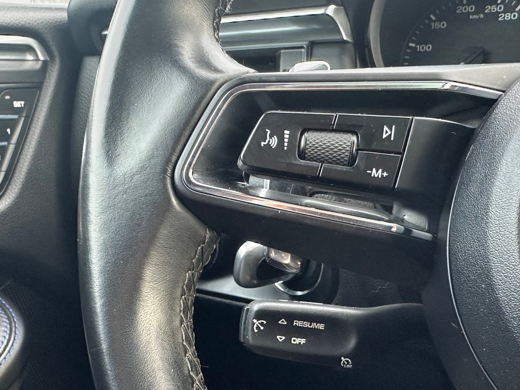 Porsche Macan AWD CUIR TOIT PANORAMIQUE 2023 à St-Jean-Sur-Richelieu, Québec - 27 - w1024h768px