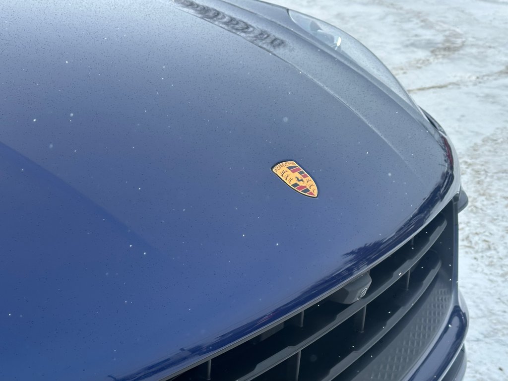 Porsche Macan AWD CUIR TOIT PANORAMIQUE 2023 à St-Jean-Sur-Richelieu, Québec - 11 - w1024h768px