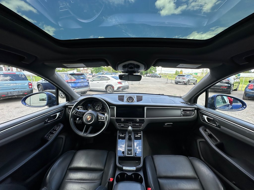 Porsche Macan AWD CUIR TOIT PANORAMIQUE 2023 à St-Jean-Sur-Richelieu, Québec - 13 - w1024h768px