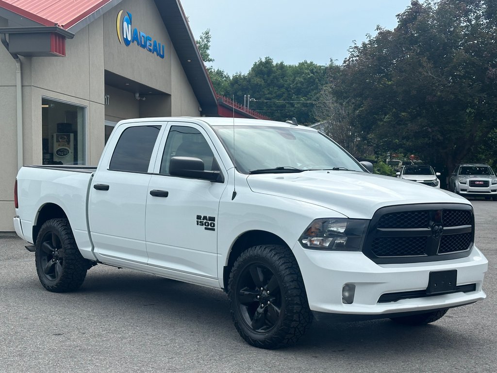 2023 Ram 1500 Classic Express CREW in St-Jean-Sur-Richelieu, Quebec - 1 - w1024h768px