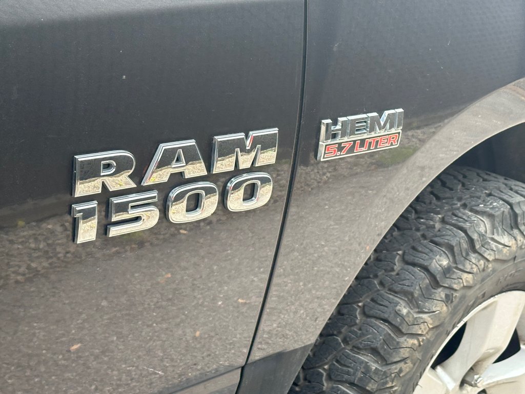 Ram 1500 SLT V8 4x4 SEULEMENT 086384 KM 2016 à St-Jean-Sur-Richelieu, Québec - 7 - w1024h768px