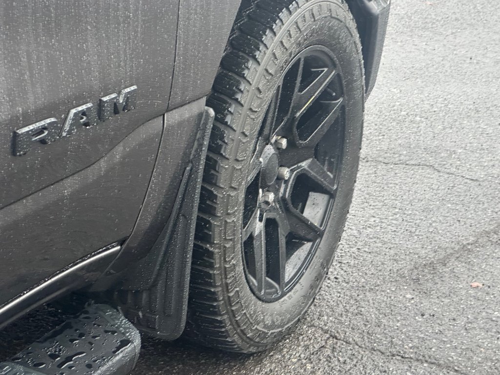 2020 Ram 1500 Sport 4X4 V8 CUIR NAVI SEULEMENT 068906 KM in St-Jean-Sur-Richelieu, Quebec - 13 - w1024h768px