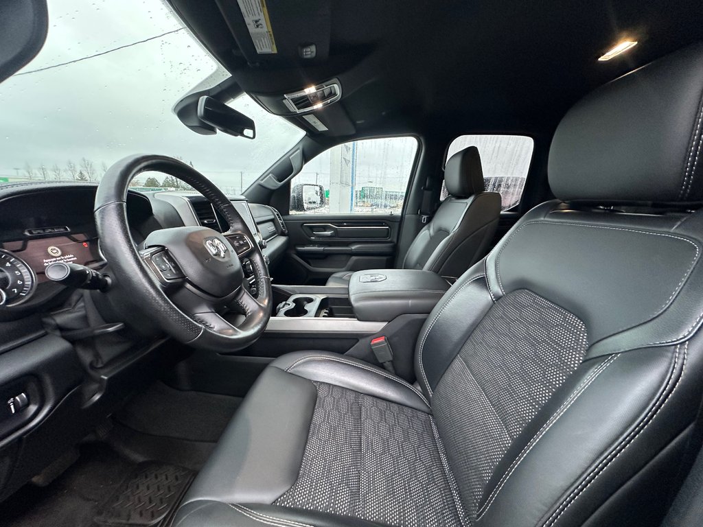 2020 Ram 1500 Sport 4X4 V8 CUIR NAVI SEULEMENT 068906 KM in St-Jean-Sur-Richelieu, Quebec - 16 - w1024h768px