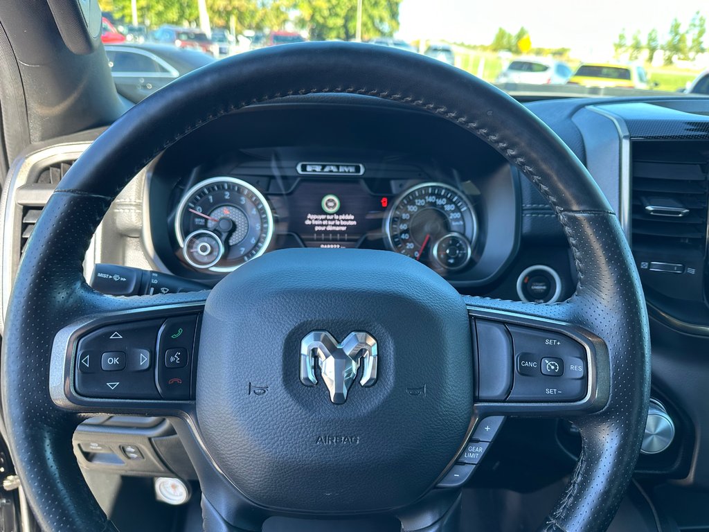 2020 Ram 1500 Sport 4X4 V8 CUIR NAVI SEULEMENT 068906 KM in St-Jean-Sur-Richelieu, Quebec - 18 - w1024h768px