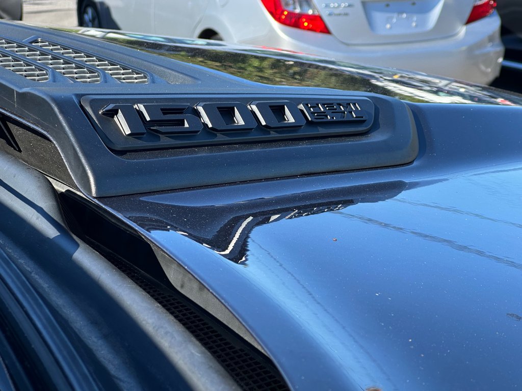 2020 Ram 1500 Sport 4X4 V8 CUIR NAVI SEULEMENT 068906 KM in St-Jean-Sur-Richelieu, Quebec - 12 - w1024h768px