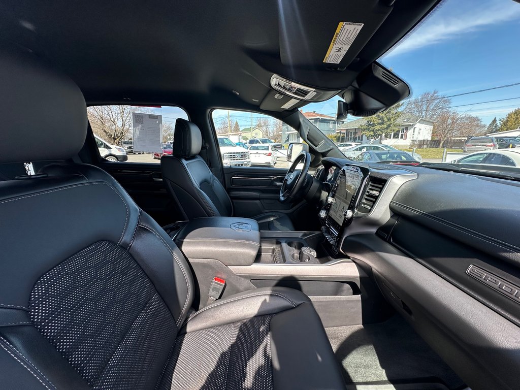 Ram 1500 Sport 4X4 CUIR NAVIGATION 2022 à St-Jean-Sur-Richelieu, Québec - 13 - w1024h768px