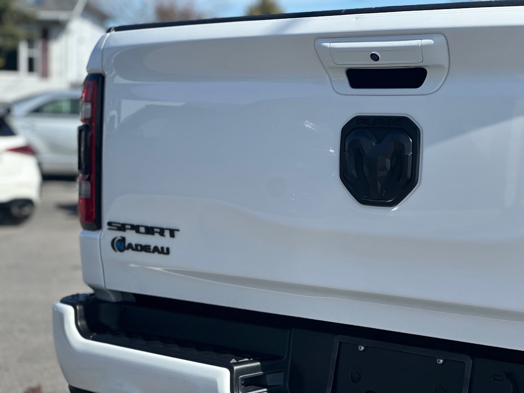 Ram 1500 Sport 4X4 CUIR NAVIGATION 2022 à St-Jean-Sur-Richelieu, Québec - 11 - w1024h768px