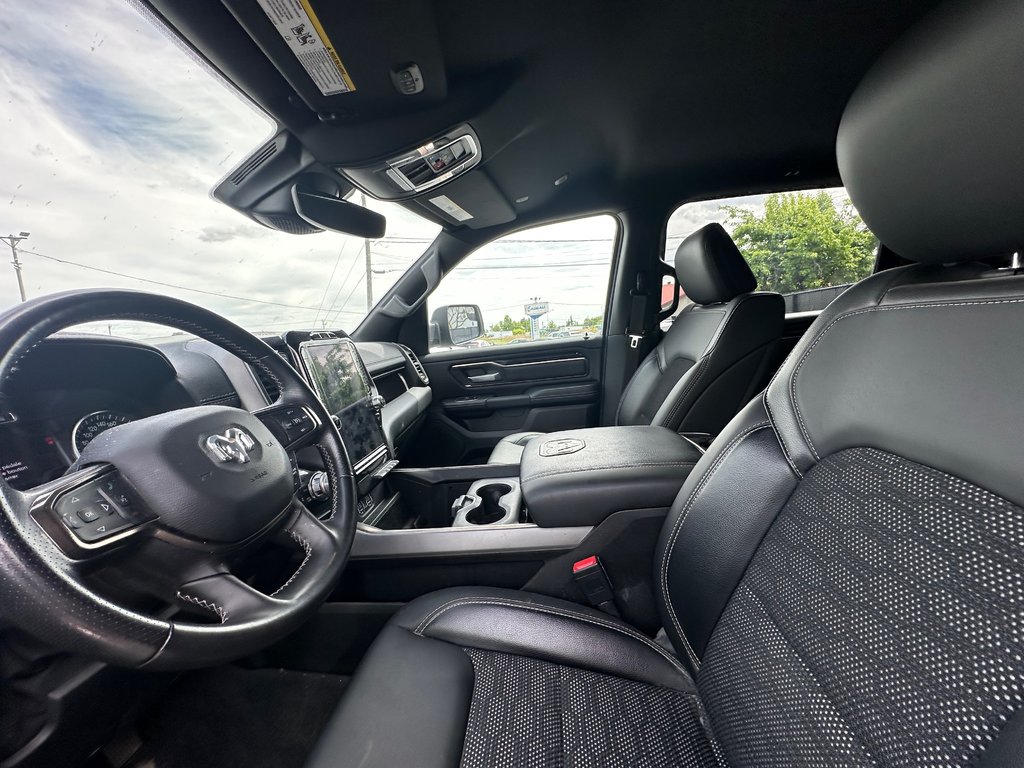 Ram 1500 Sport CUIR NAVIGATION 4X4 HEMI 2022 à St-Jean-Sur-Richelieu, Québec - 6 - w1024h768px