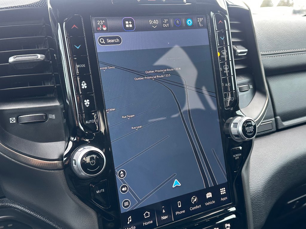 Ram 1500 Sport  CUIR NAVIGATION CREW HEMI 5.7 2022 à St-Jean-Sur-Richelieu, Québec - 27 - w1024h768px