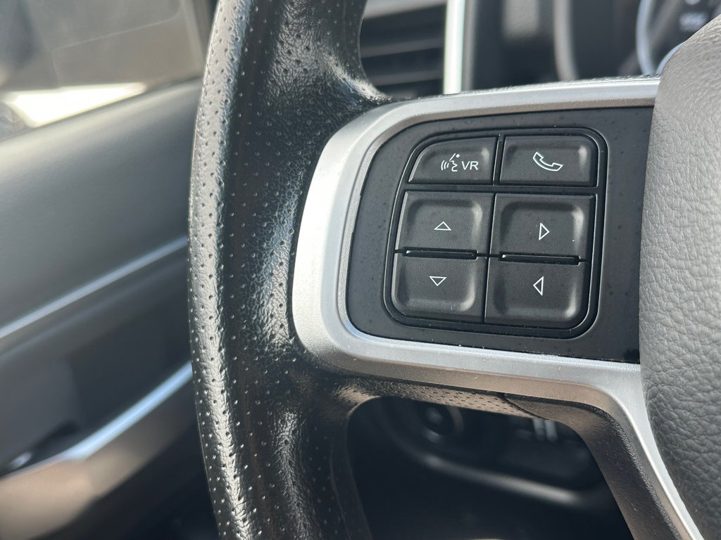 Ram 2500 Big Horn BOITE 8 PIEDS SEULEMENT 088357 KM 2019 à St-Jean-Sur-Richelieu, Québec - 23 - w1024h768px