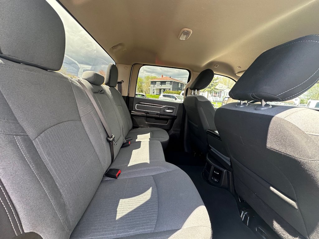Ram 2500 Big Horn BOITE 8 PIEDS SEULEMENT 088357 KM 2019 à St-Jean-Sur-Richelieu, Québec - 14 - w1024h768px