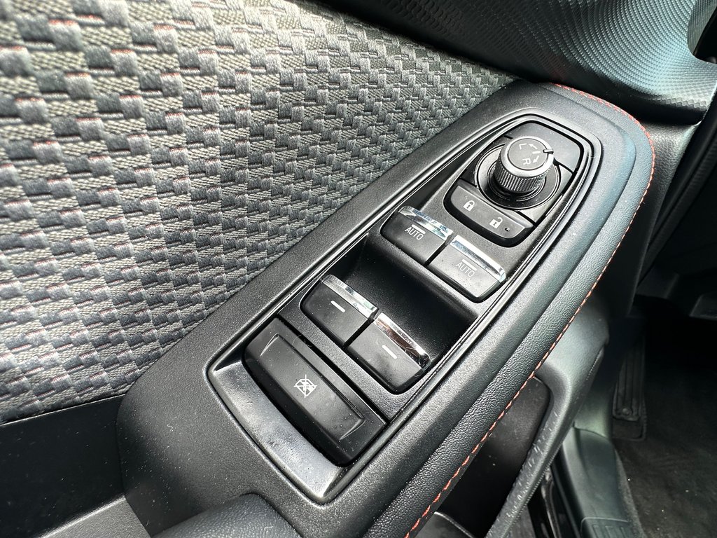 Subaru Forester Sport AWD CUIR TOIT PANORAMIQUE 2023 à St-Jean-Sur-Richelieu, Québec - 15 - w1024h768px
