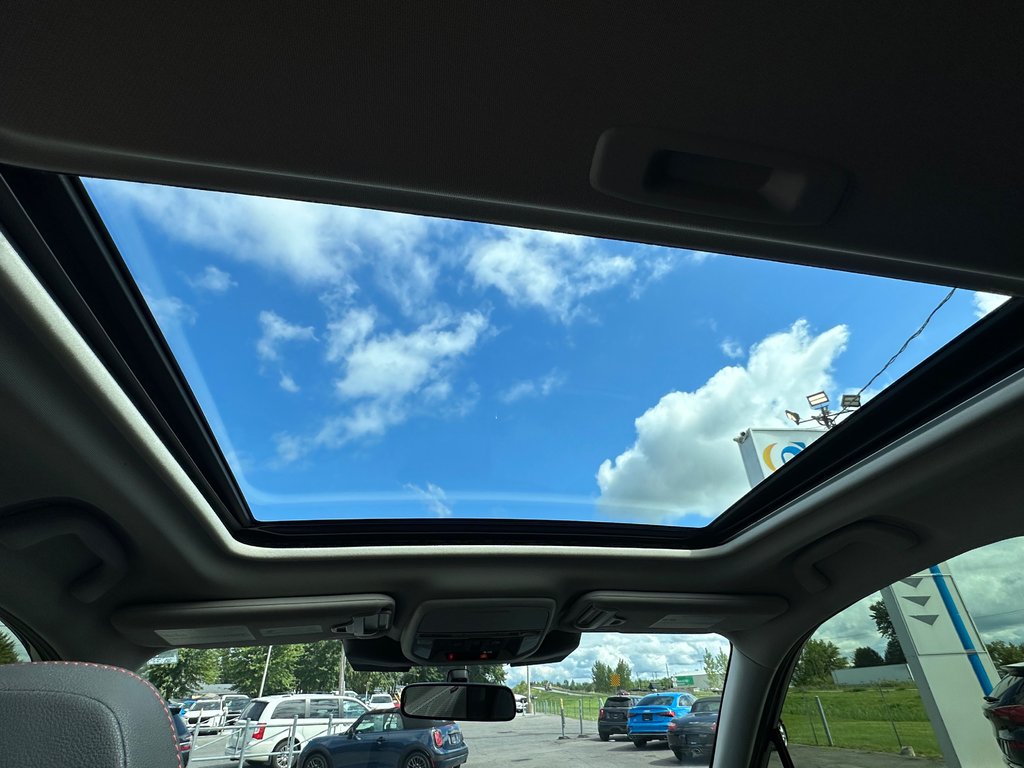 Subaru Forester Sport AWD CUIR TOIT PANORAMIQUE 2023 à St-Jean-Sur-Richelieu, Québec - 14 - w1024h768px
