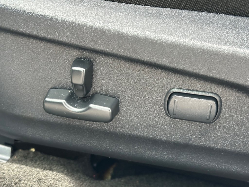 2014 Subaru Outback 2.5i Premium SIEGES CHAUFFANTS in St-Jean-Sur-Richelieu, Quebec - 17 - w1024h768px