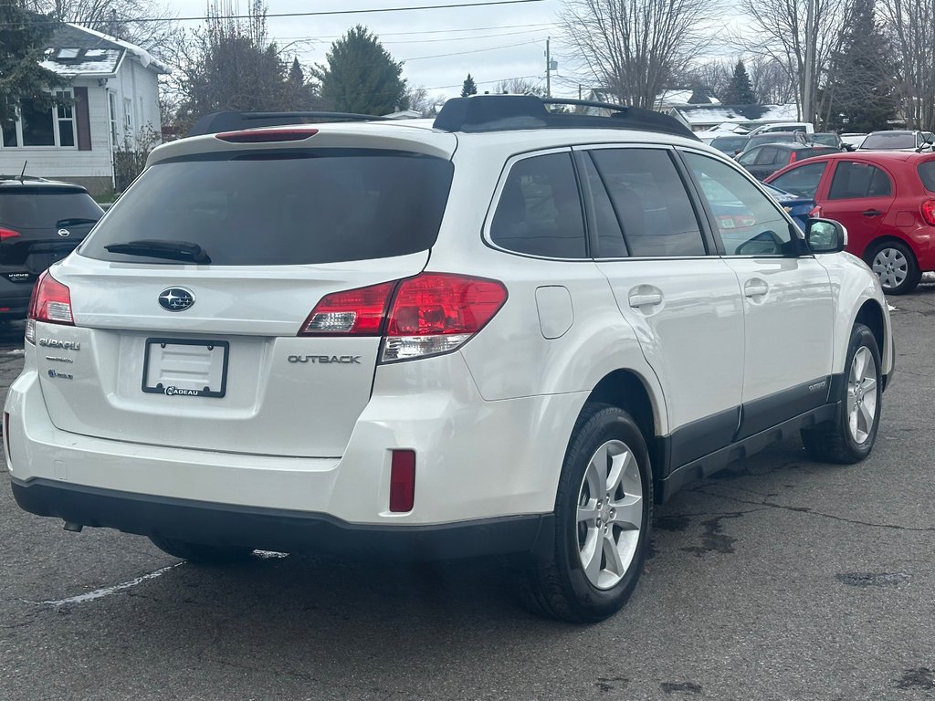 2014 Subaru Outback 2.5i Premium SIEGES CHAUFFANTS in St-Jean-Sur-Richelieu, Quebec - 8 - w1024h768px