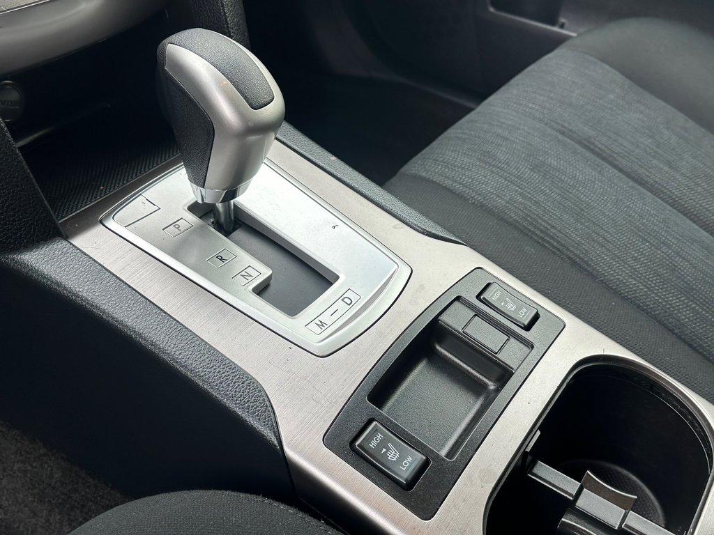 2014 Subaru Outback 2.5i Premium SIEGES CHAUFFANTS in St-Jean-Sur-Richelieu, Quebec - 19 - w1024h768px
