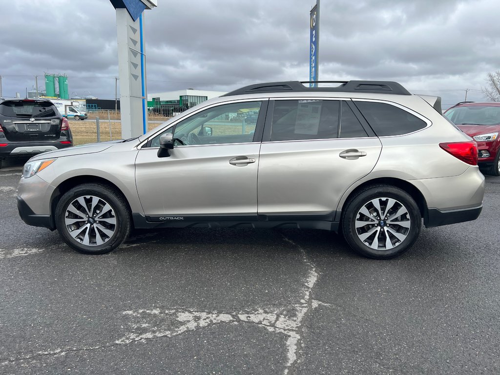 2015  Outback Limited AWD CUIR TOIT ANGLES MORTS in St-Jean-Sur-Richelieu, Quebec - 7 - w1024h768px