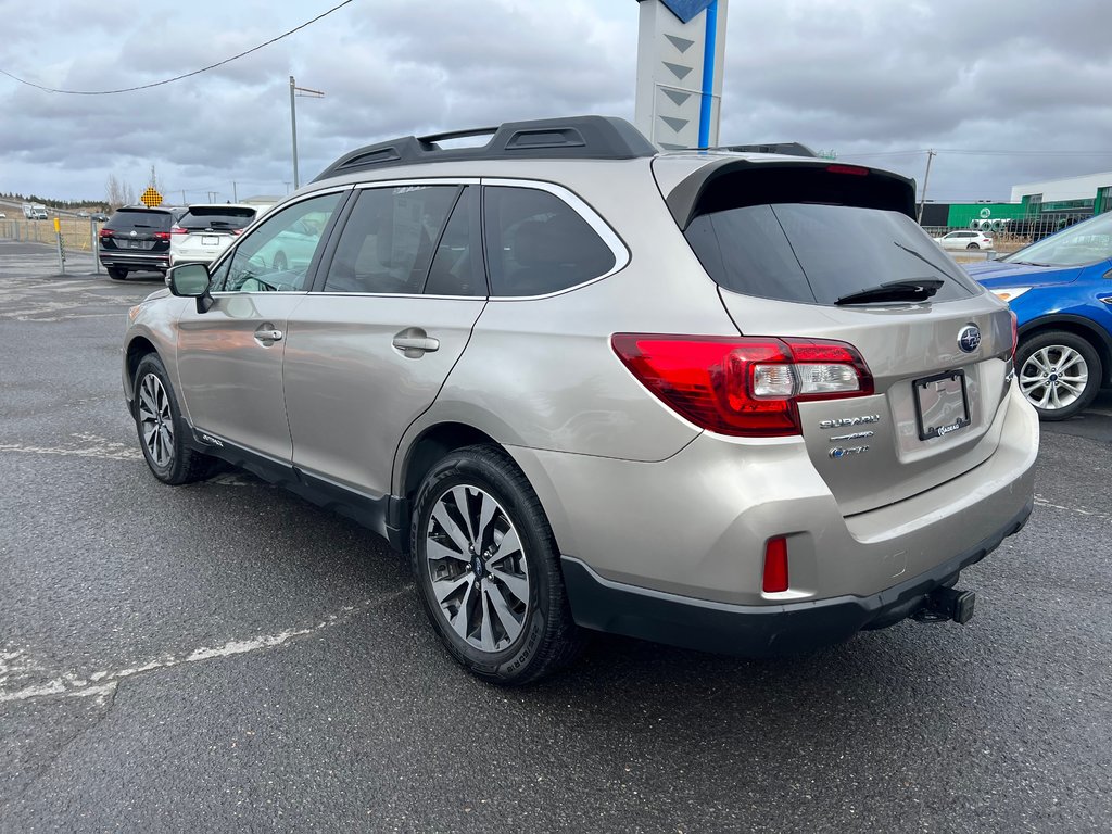 2015  Outback Limited AWD CUIR TOIT ANGLES MORTS in St-Jean-Sur-Richelieu, Quebec - 6 - w1024h768px