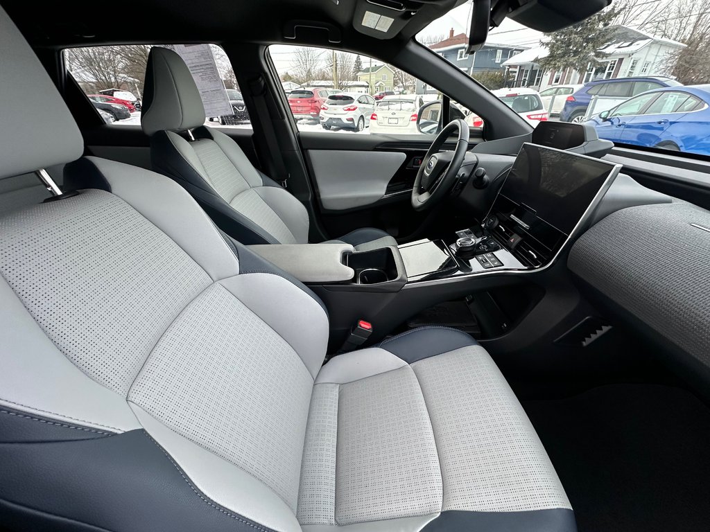 2023 Subaru Solterra PREMIUM SEULEMENT 031527 KM in St-Jean-Sur-Richelieu, Quebec - 15 - w1024h768px